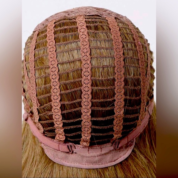 Brown, synthetic, fiber, long bang 28 inch wig - Picture 6 of 7